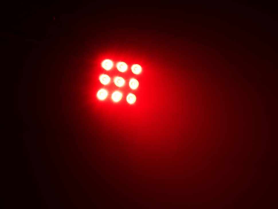 Прожектор Eurolite LED SLS-9 QCL 9x10W Floor