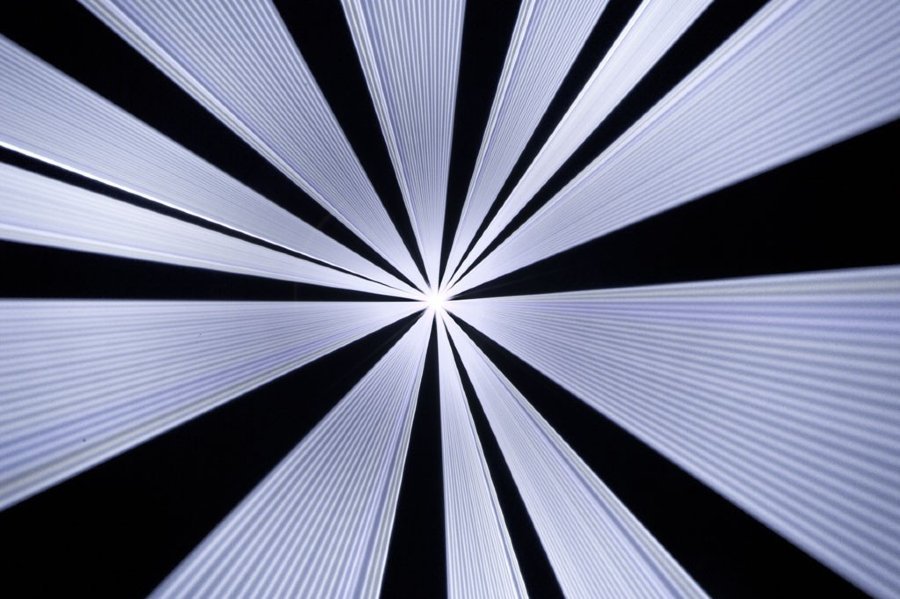 Лазерный анимационный проектор Laserworld DS-1800RGB