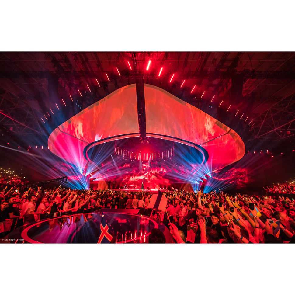 Светодиодная панель Elation SixBar 1000