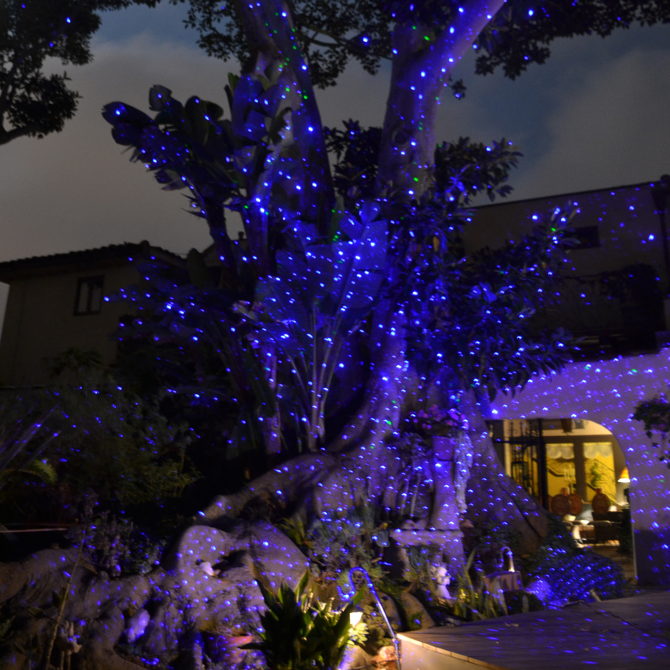 Уличная лазерная установка Partymaker Garden RB