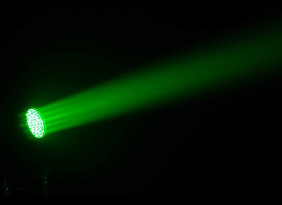 Вращающаяся голова American DJ VIZI WASH Z19