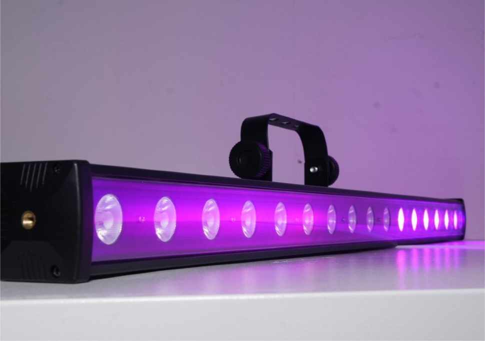 LED панель ROSS QUAD LED BAR 16X10W