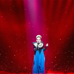 Вращающаяся голова Clay Paky Scenius Spot